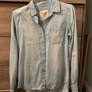 Mossimo denim button up shirt